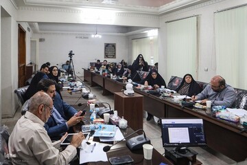 گزارش تصویری میزگرد علمی «خانواده‌محوری و مسئله مهریه» از منظر حقوقی و جامعه‌شناختی
