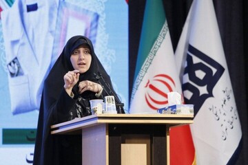 بهروزآذر: کادر درمان با قوت در بیمارستان‌ها حضور دارند