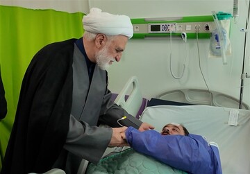 عیادت رئیس قوه قضائیه از مجروحان حمله صهیونیست‌ها به زندان اوین