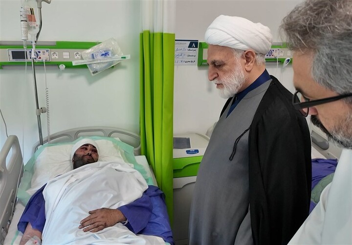عیادت رئیس قوه قضائیه از مجروحان حمله صهیونیست‌ها به زندان اوین