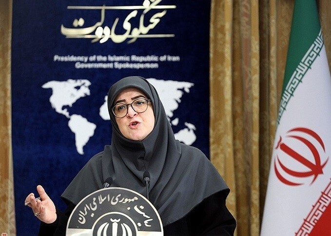 مهاجرانی: مردم در جنگ پیروز شدند