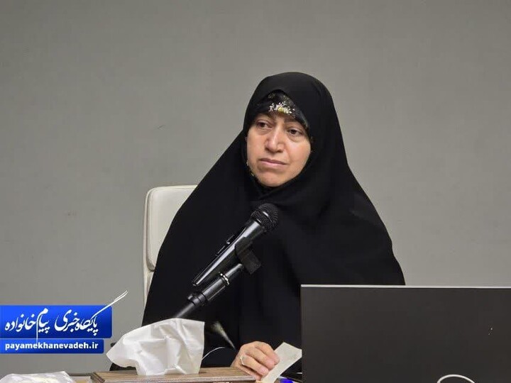 مقاومت زن ایرانی، الگویی جهانی در جنگ روایتها ...