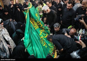 تشییع و خاکسپاری پیکر شهید «حسین سلامی» در حرم عبدالعظیم(ع)