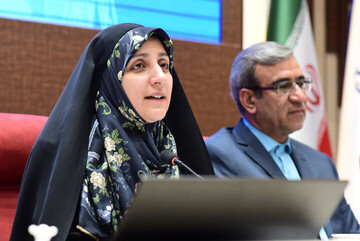 نیازهای زنان را با نگاه بسته نمی‌توان پوشش داد