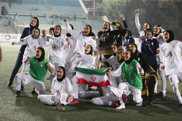 دختران ایرانی و صعودی غرورآفرین؛ پرچم ایران در آسیا به اهتزاز درآمد