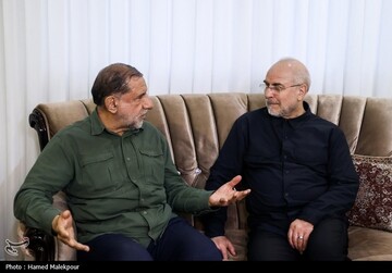 حضور قالیباف در منزل سرداران شهید رشید، سلامی و محققی