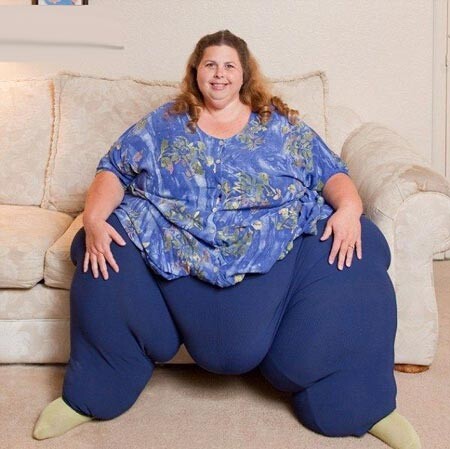 چرا وزن زنان در پیری بالا میرود؟/ راهکارهای نوین پزشکی چه میگویند؟ image-20250726181540-1.jpeg