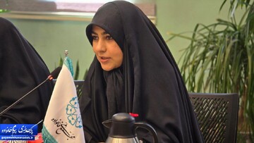 خبرنگار تلویزیون: باید قبول کنیم که یک جامعه متکثر داریم!