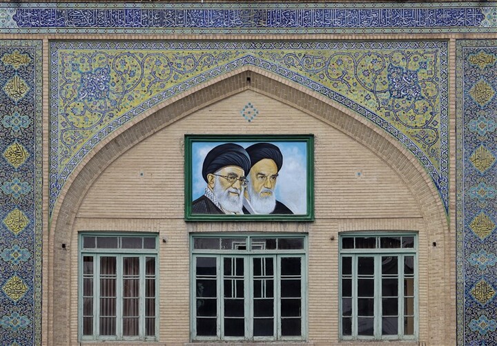 بیانیه اساتید بسیجی حوزه در همایش «حماسه اقتدار ملت ایران و بلاغ مبین»