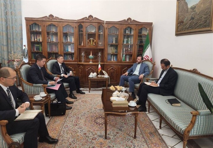 دیدار سفیر چین با غریب آبادی