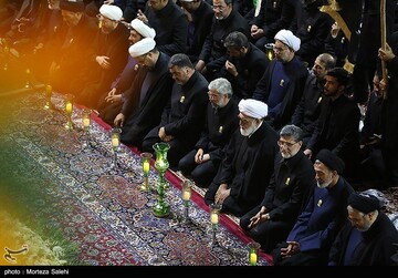 شام غریبان شهادت امام رضا (ع) در حرم رضوی