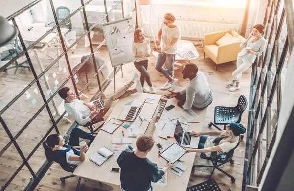 30 نمونه از اشتباهات رایج استارتاپ ها در تبلیغات و راه حل ها image-20250825161643-1.jpeg