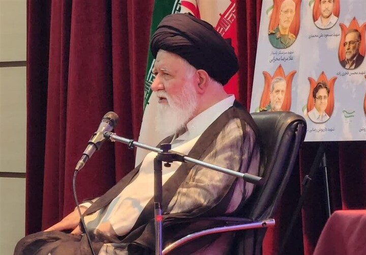 دانشگاه‌ها خط مقدم مقابله با جنگ ترکیبی دشمن هستند
