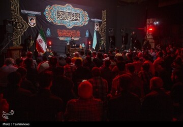 حال و هوای مسجد جمکران در شب شهادت امام حسن عسکری(ع)