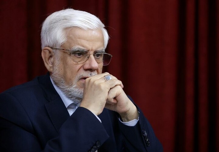 بازدید عارف از ساختمانهای آسیبدیده فراجا و اساتید سرو بازدید عارف از ساختمانهای آسیبدیده فراجا و اساتید سرو