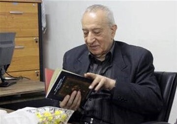 رونمایی از تندیس دکتر اعتماد در دانشگاه بوعلی سینا