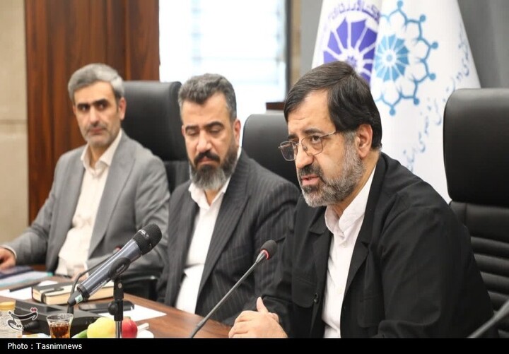 قم روی توسعه انرژی خورشیدی و تخصیص ارز برای تولید تمرکز می‌کند