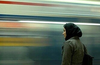 یک دختر ۲۸ ساله: به خاطر مجرد بودن، طعنه می شنوم
