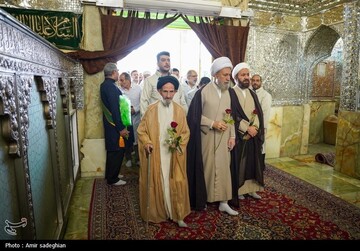 آیین غبارروبی حرم مطهر حضرت شاهچراغ (ع)