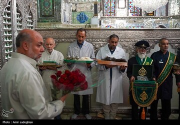 آیین غبارروبی حرم مطهر حضرت شاهچراغ (ع)