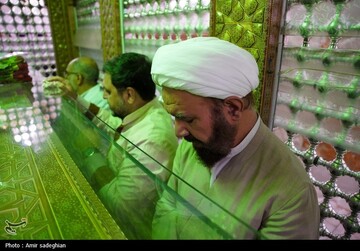 آیین غبارروبی حرم مطهر حضرت شاهچراغ (ع)