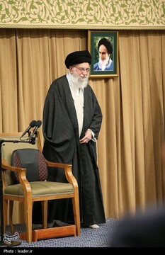 دیدار رئیس‌جمهور و اعضای هیئت دولت با مقام معظم رهبری