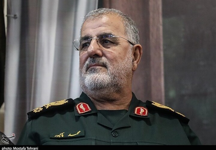 سرلشکر پاکپور: وحدت و همکاری کشورهای اسلامی شکست دشمنان را رقم میزند سرلشکر پاکپور: وحدت و همکاری کشورهای اسلامی شکست دشمنان را رقم میزند