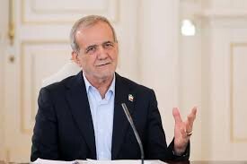 رئیس جمهور:‌ منع قانونی اختیارات به استانداران را رفع می‌کنیم