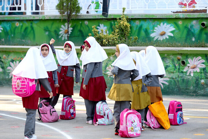 مهمترین عارضه کولهپشتی نامناسب مدرسه image-20250911230056-1.jpeg