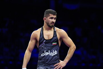 حذف زودهنگام یزدانی از کشتی آزاد قهرمانی جهان/ شکست ۱۰ بر صفر قهرمان جهان مقابل ژاپن