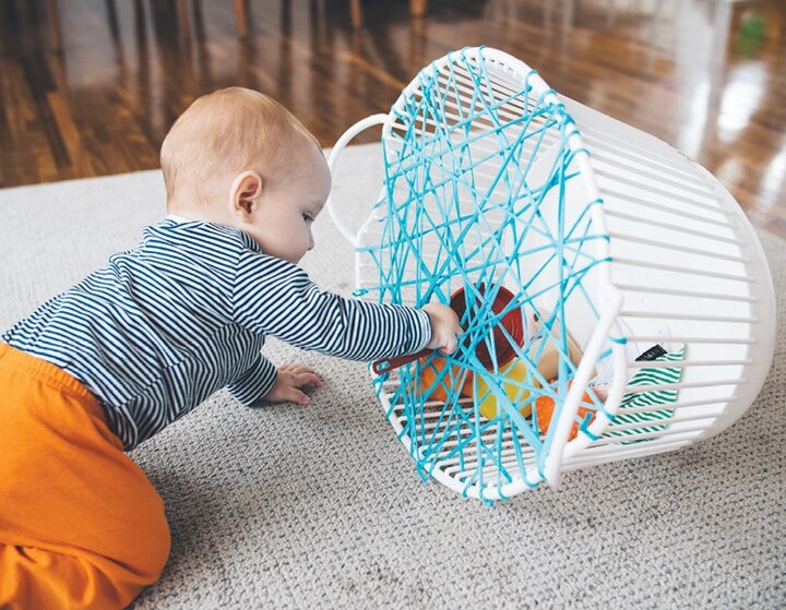 نخ بازی با کودک 1.jpg