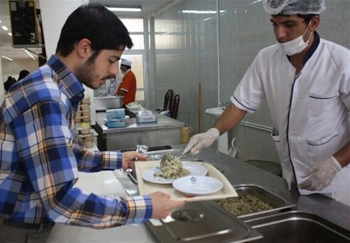 سفره دانشجویان رنگین‌تر می‌شود