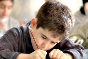 تکالیف والدین درانجام تکالیف مدرسه کودکان 1.jpg