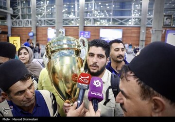 ورود تیم ملی کشتی فرنگی به ایران