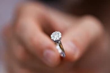 چرا به هیچ خواستگاری علاقه پیدا نمی کنم؟
