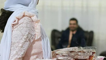 تقابل دو خانواده: داماد رئیس محور و عروس منطق گرا