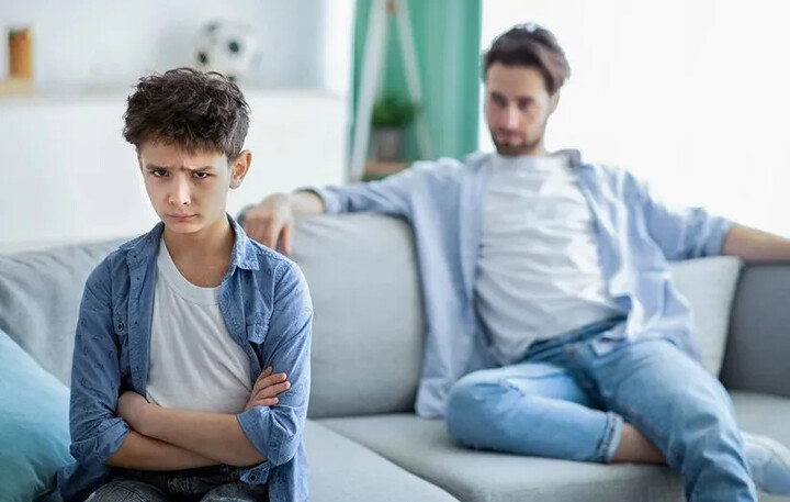 ۱۰ نکته که والدین درباره رفتار با نوجوان باید بدانند 16.webp