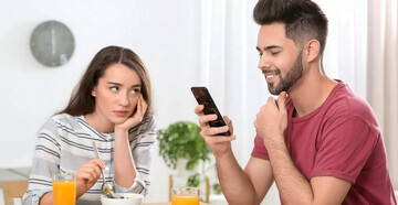 همسرم به من بدبین است