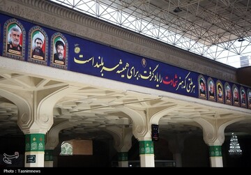 تمثال شهدا زینت‌بخش حرم مطهر بانوی کرامت شد