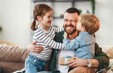۱۰ روش مؤثر برای این که پدر بهتری باشیم 