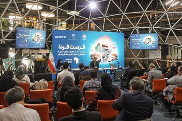 صادرات محصولات دانش‌بنیان ایران به آفریقا باید افزایش یابد