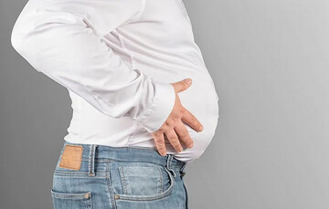 اینفوگرافیک: 10 عامل چاقی شکم را بشناسید