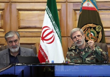 سرلشکر حاتمی: رویکردهای جدیدی را برای هرگونه تهدید اتخاذ کرده‌ایم