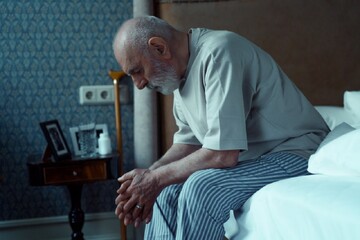 آیا ترس از مرگ می‌تواند باعث بروز افسردگی در فرد سالمند شود؟