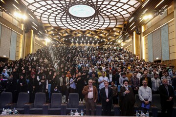 مراسم قرعه‌کشی عمره دانشگاهیان