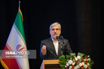 دانشگاه‌ها نیازمند کمک‌های بلاعوض نیستند