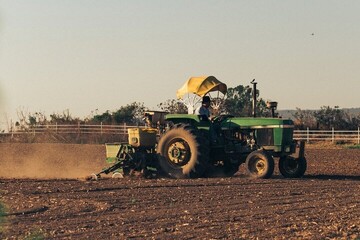 سرهنگ رضایی: تلمبه‌خانه‌ها و پمپ‌های آب ایمن‌سازی شوند