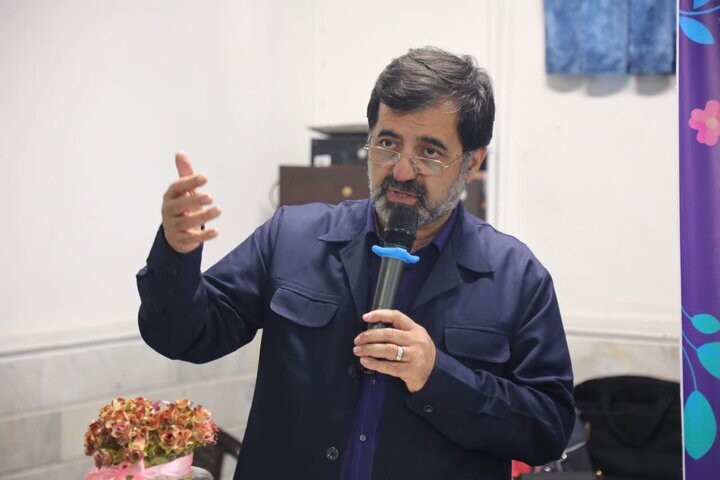 تاکید استاندار بر ترویج مهارتآموزی و ورزش در مدارس قم image-20251101185455-1.jpeg