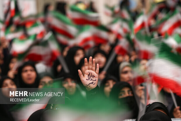 دیدار دانشآموزان و دانشجویان با رهبر معظم انقلاب اسلامی