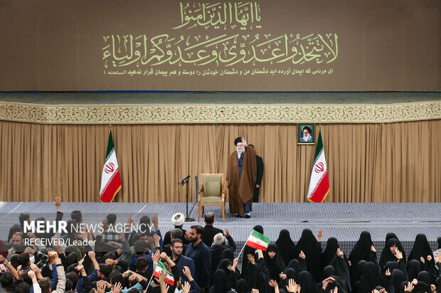 دیدار دانشآموزان و دانشجویان با رهبر معظم انقلاب اسلامی